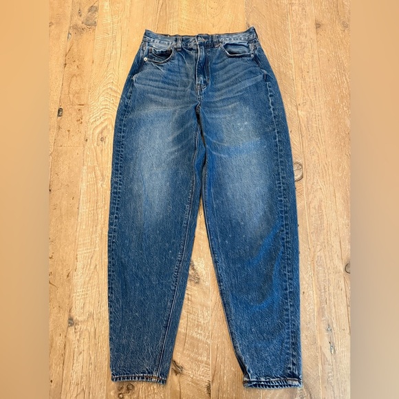 American Eagle Outfitters Denim - American Eagle Blue Relaxed Mom Jeans 4L